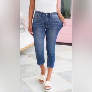 Judy Blue Medium Blue Wash Skinny Fit Capri Jeans Women’s 15/32 Stretch Denim